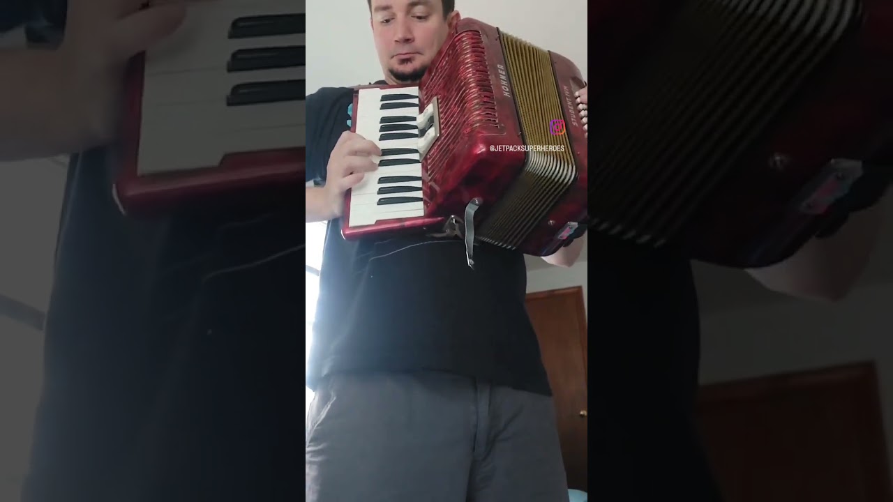 Day #1 - First Week Learning How To Play An Accordion Challenge