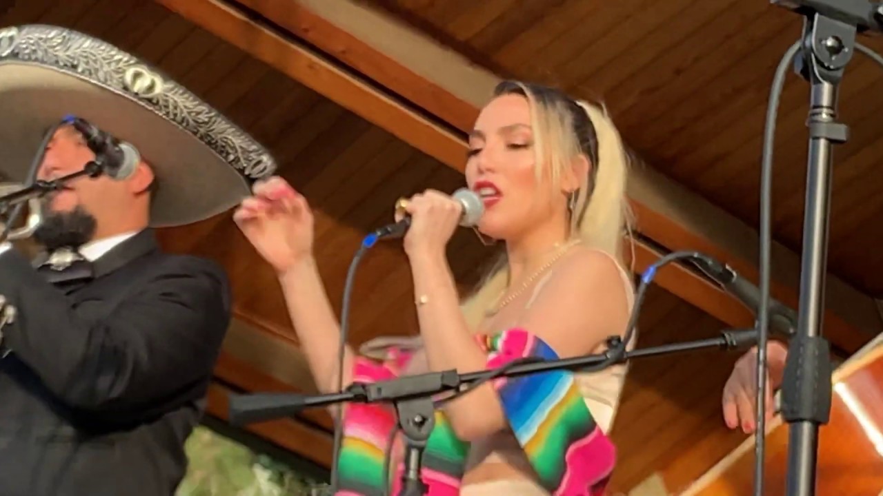 FRIDA SOFIA - CANTANDO RANCHERO POR PRIMERA VEZ! PARTE 3