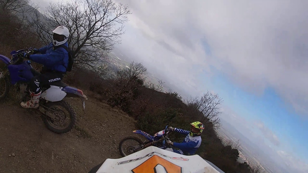 Enduro Arezzo verso il cippo del meoni xtrainer wr 450