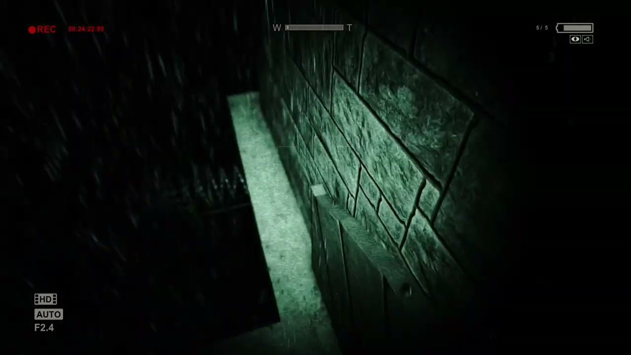 Outlast Trinity: Outlast & Outlast Whistleblower