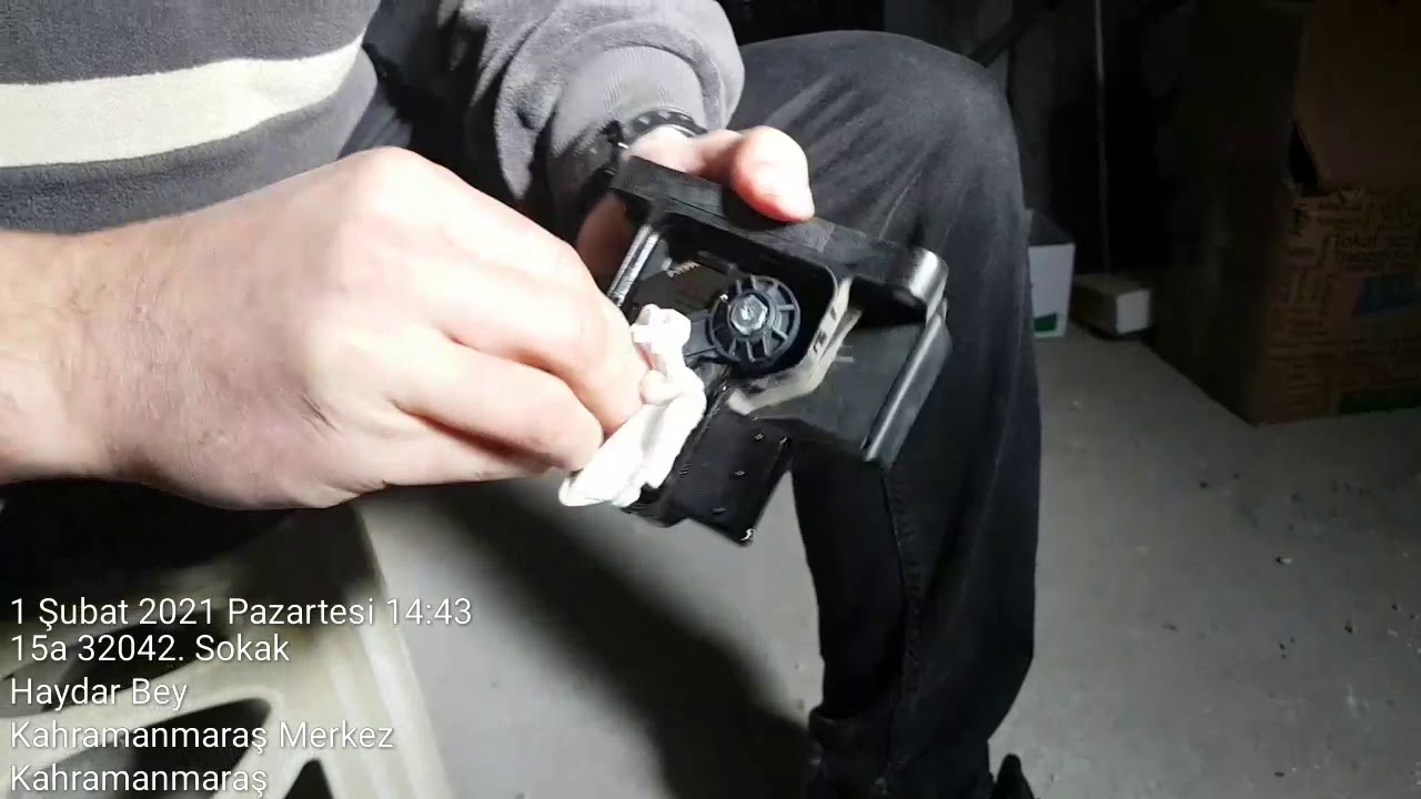 Fiat Linea gaz pedalı sökme temizleme (accelerator pedal disassembly cleaning)