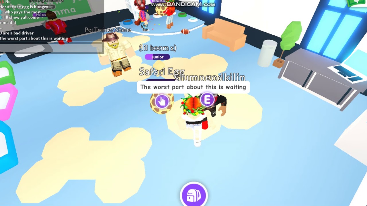 GETTING LEGENDARY GIRAFFE IN FIRST SAFARI EGG-Hatching eggs on roblox adopt me
