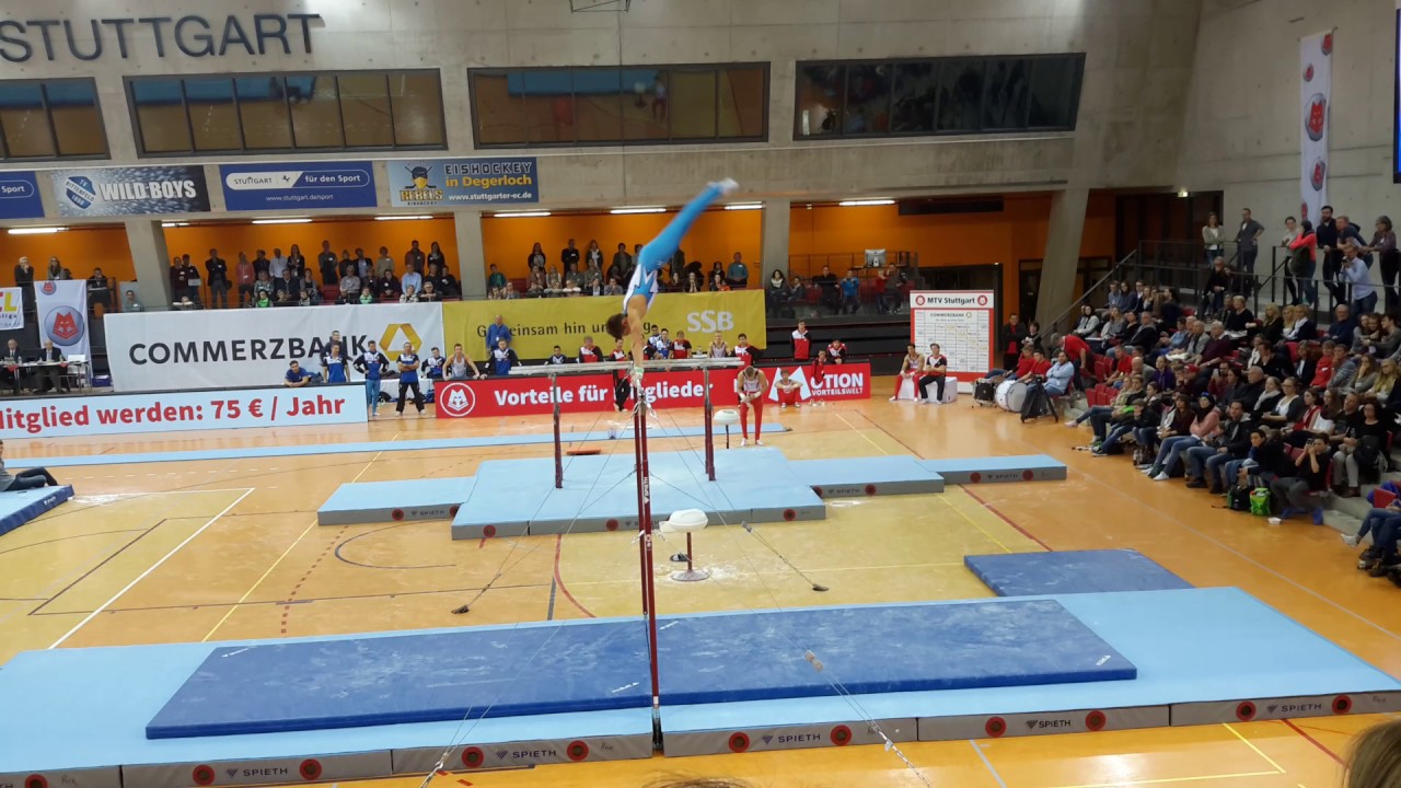 Brian Gladow am Reck MTV Stuttgart gegen die KTV Straubenhardt