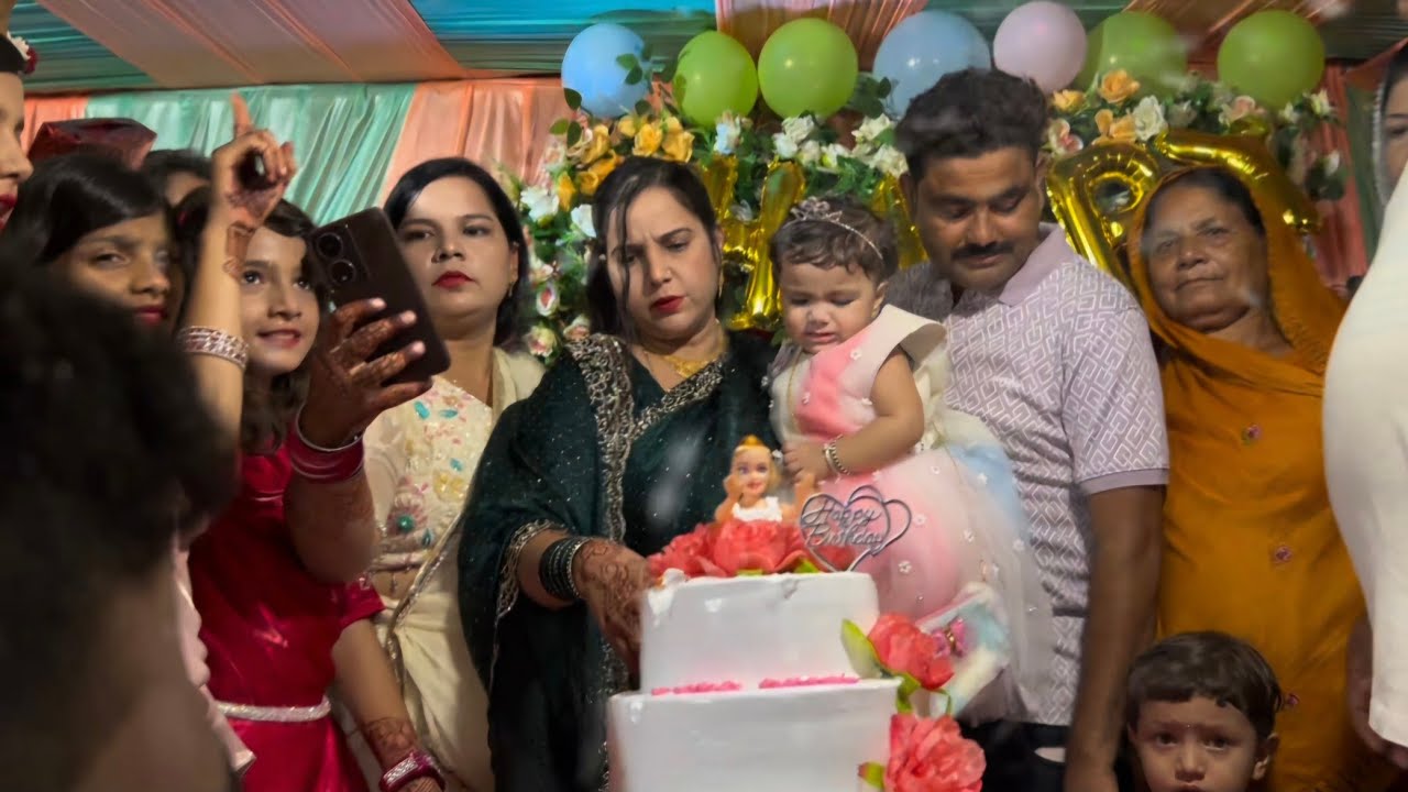 Baby ka Birthday😍🥳