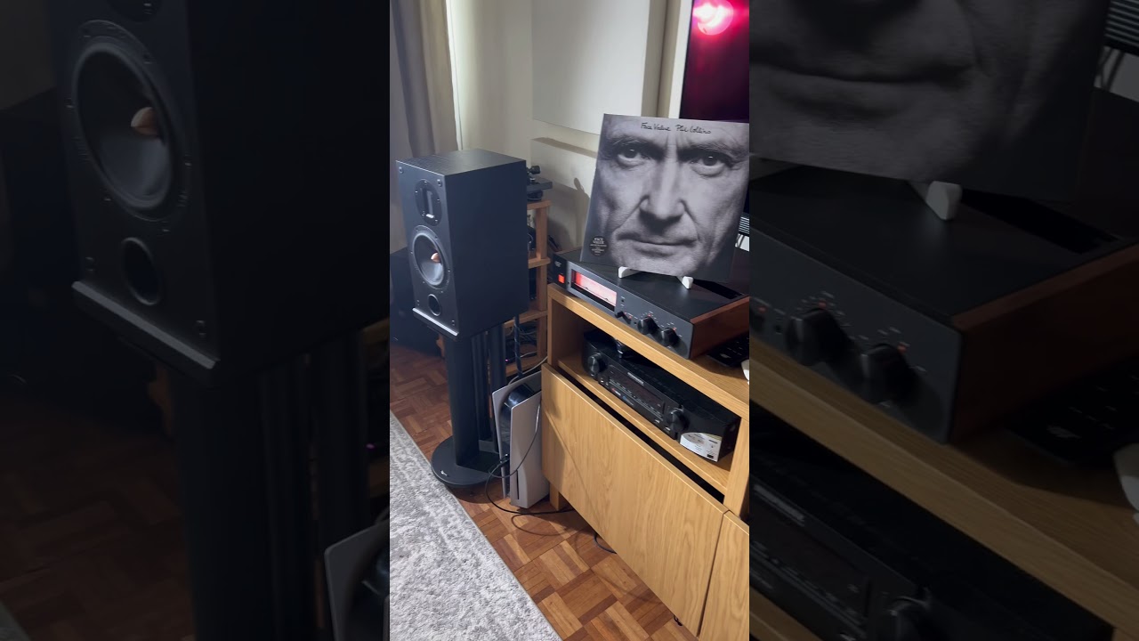 MoFi MasterDeck Turntable with UltraGold Cartridge and MasterPhono playing Phil Collins Face Value