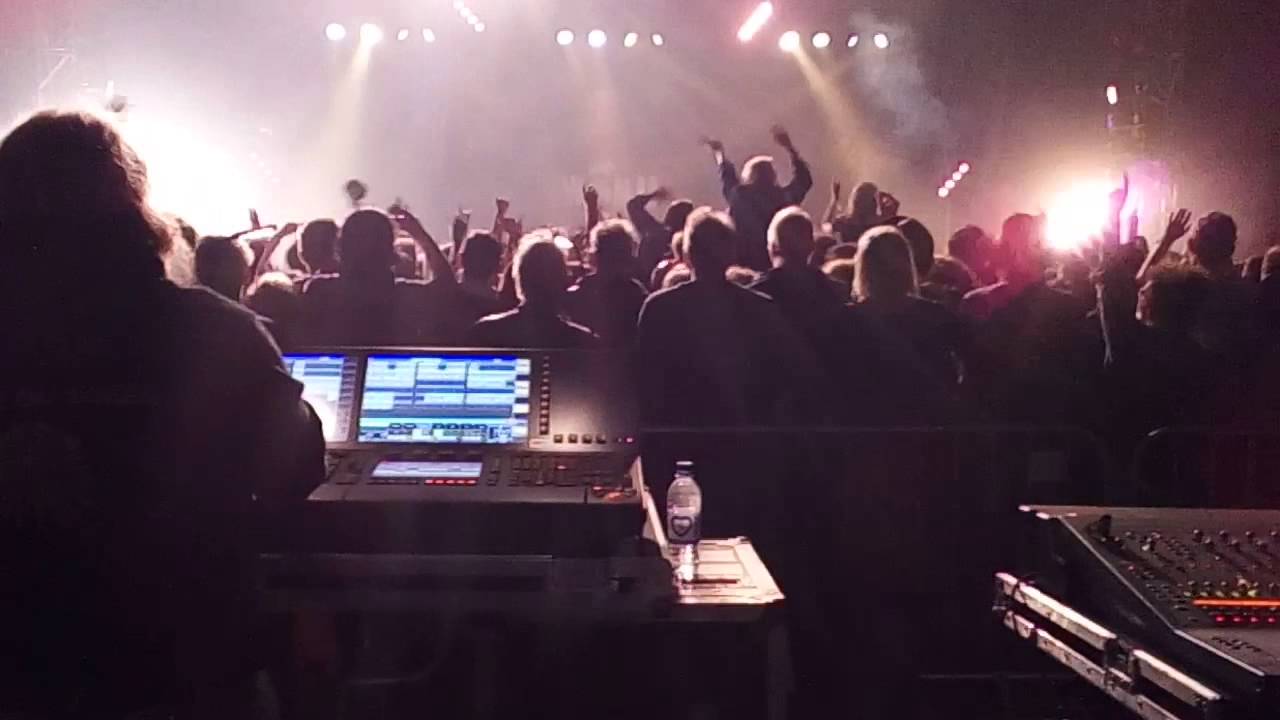Daddy G & MC Deemas J Live @ WOMAD  - Big Red Tent