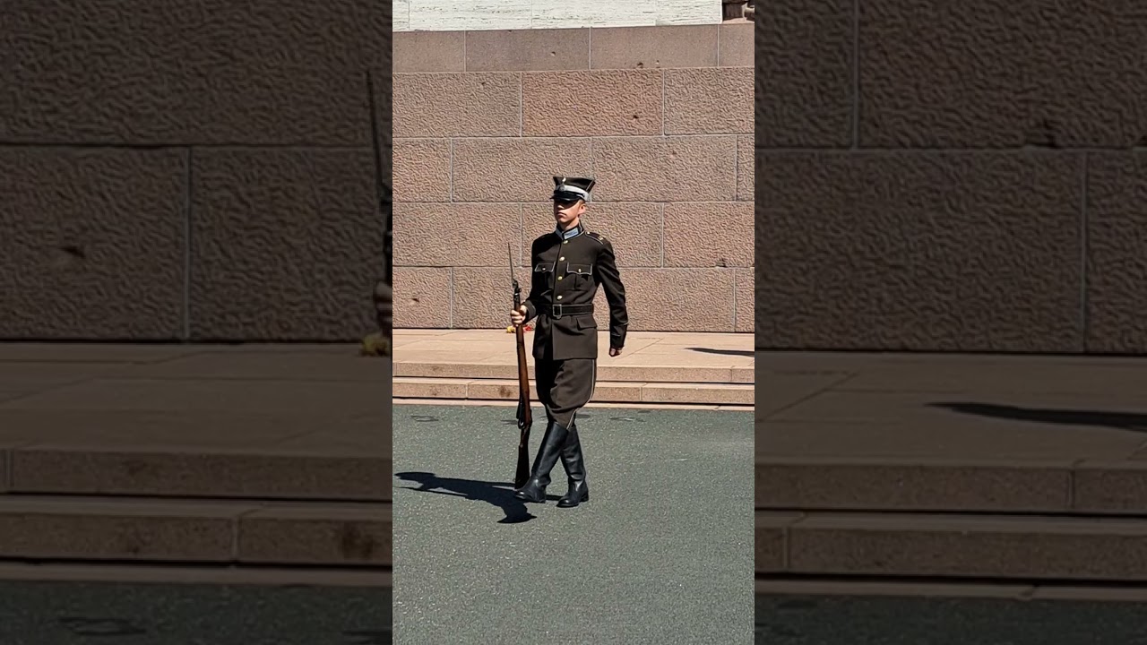 Riga (Lettonia) - Cambio della Guardia