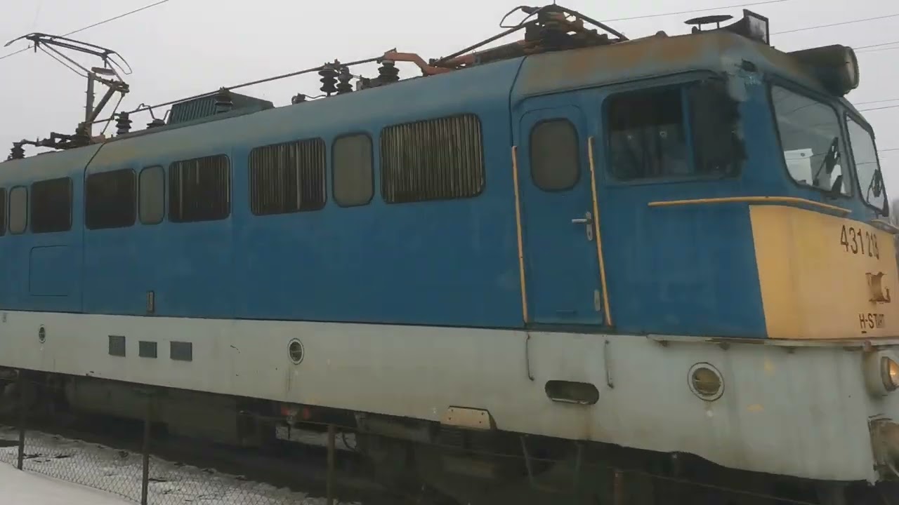 Transcarpathia gyorsvonat V43 1218 Ganz Mávag Szilivel halad Tápiószecsőn 