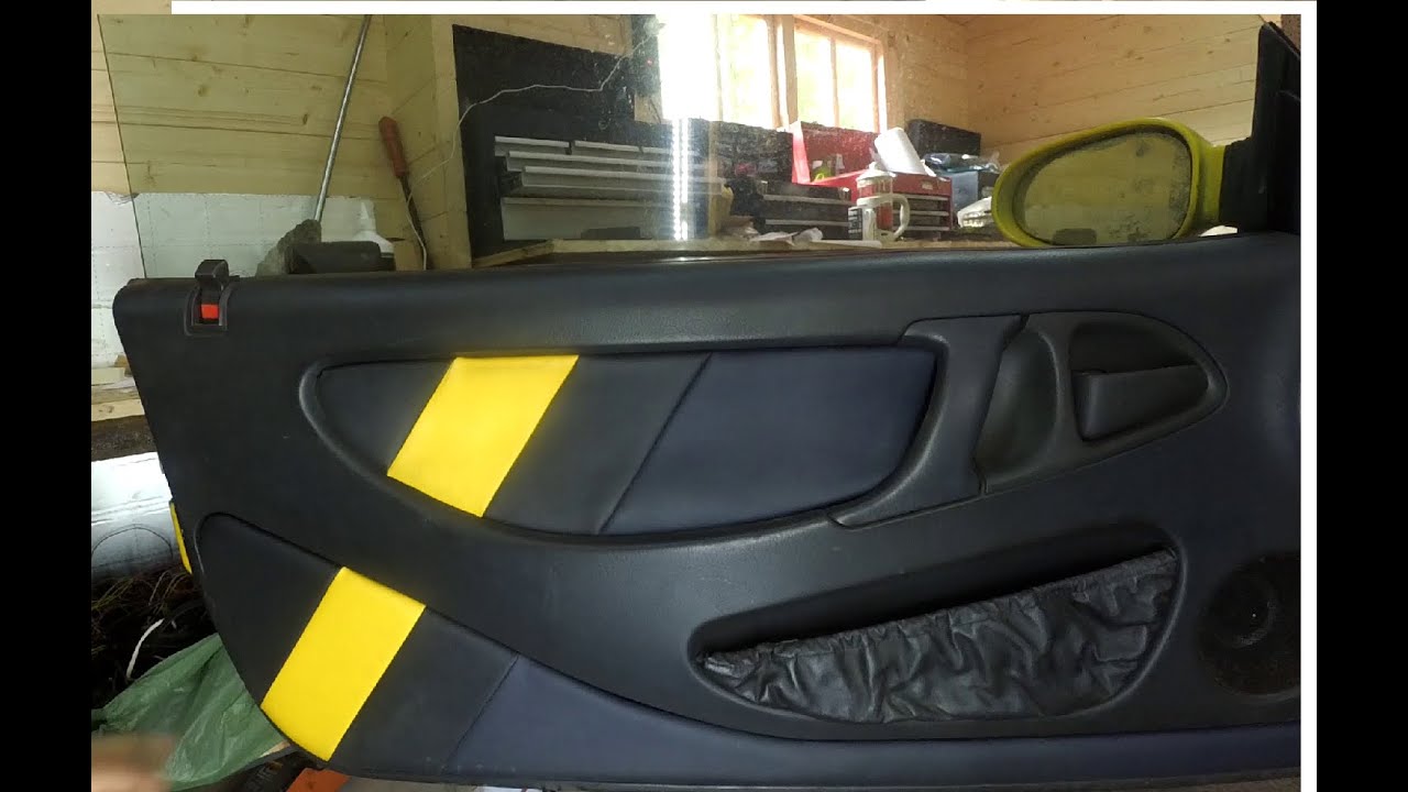Lotus Elan M100 (89-94) Removing the door cards