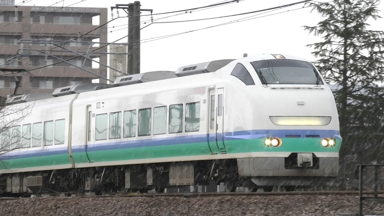 特急しらゆき6号上越妙高行き【4K】E653系H202編成56M