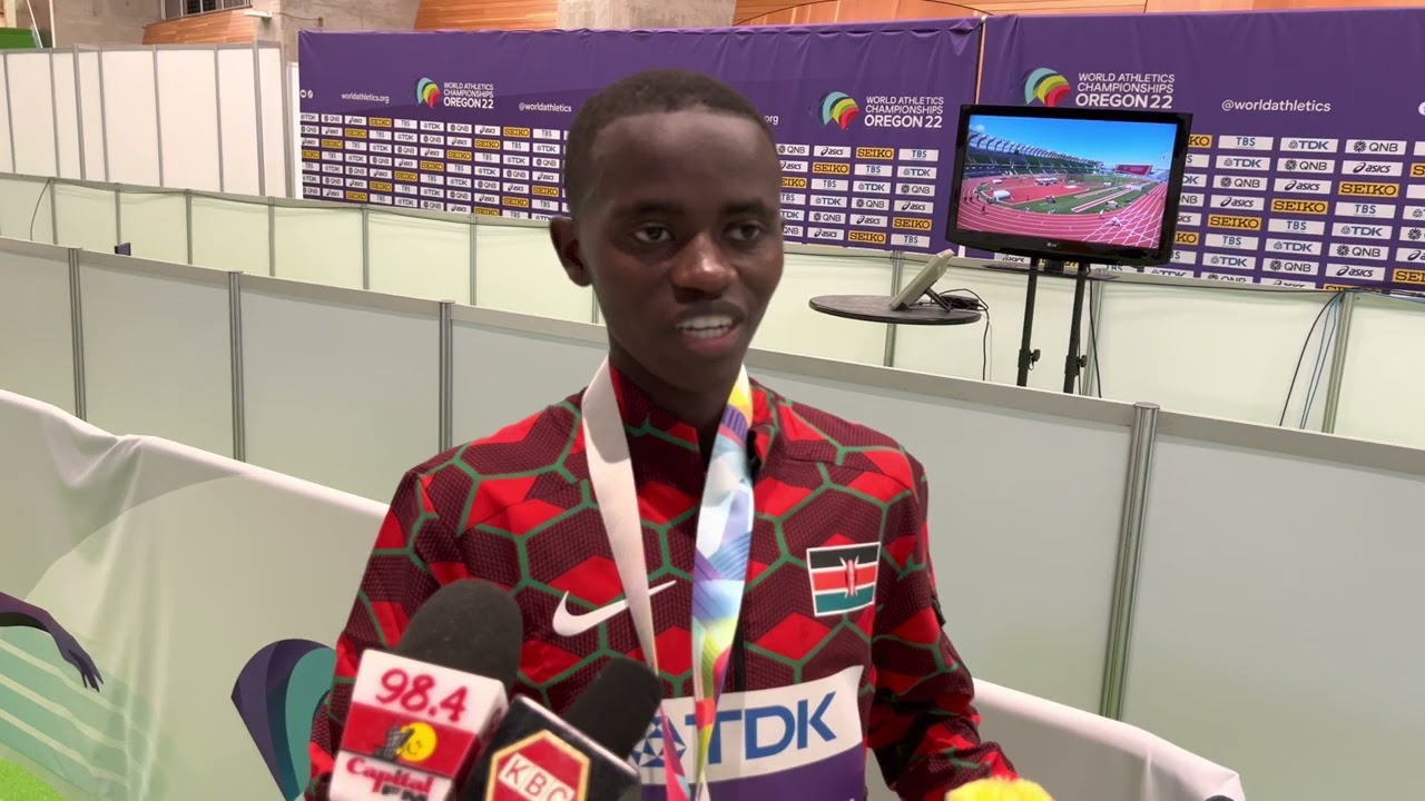 Stanley Waithaka Mburu of KENYA / Silver medal in Men 10,000m Final - World Championships Oregon22
