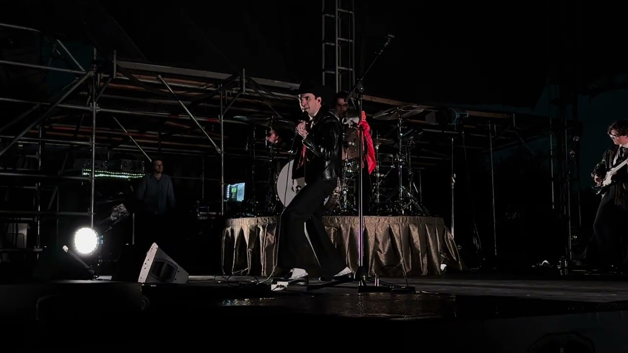 Shake - Stephen Sanchez - Houston, Tx - 11/10/23