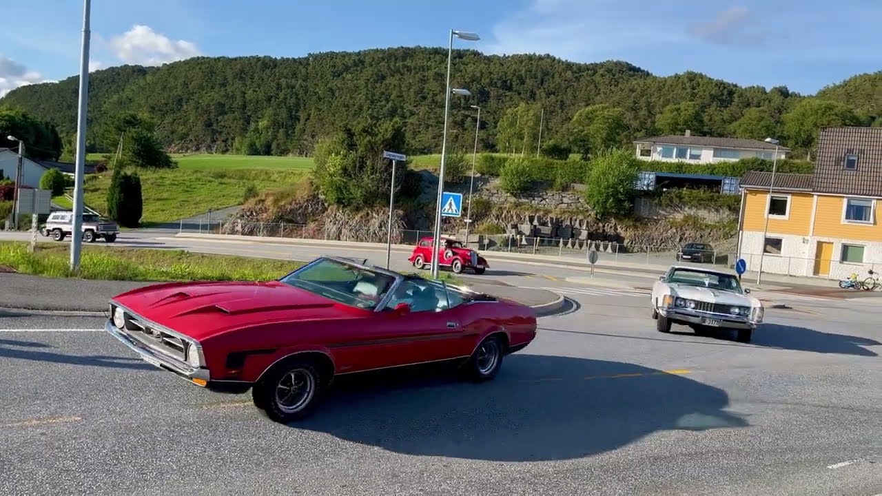 Os AmCar Club på 4 juli cruising