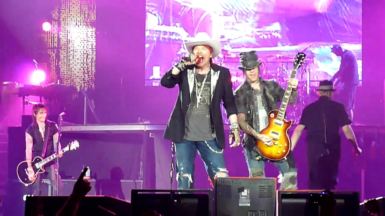 GUNS N' ROSES - Knockin' On Heaven's Door (Live in Zagreb, Croatia) 24.09.2010