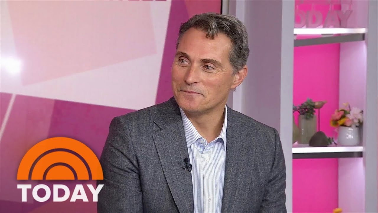 Rufus Sewell talks ‘The Diplomat’ Season 2, playing villains