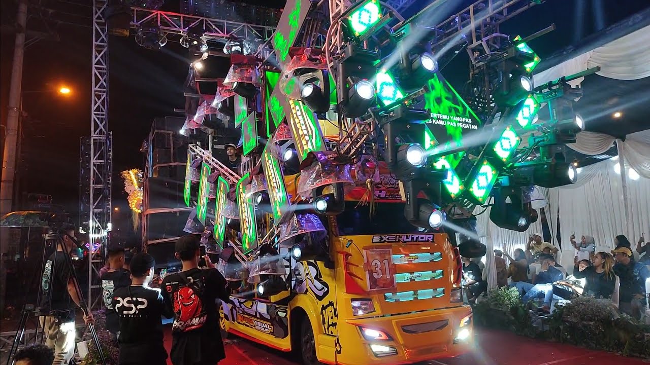 LOSS DOLL‼️HPRO EKSEKUTOR TUNJUKKAN KULAITAS DI PANGGUNG KEHORMATAN KARNAVAL MEDALI MOJOKERTO 