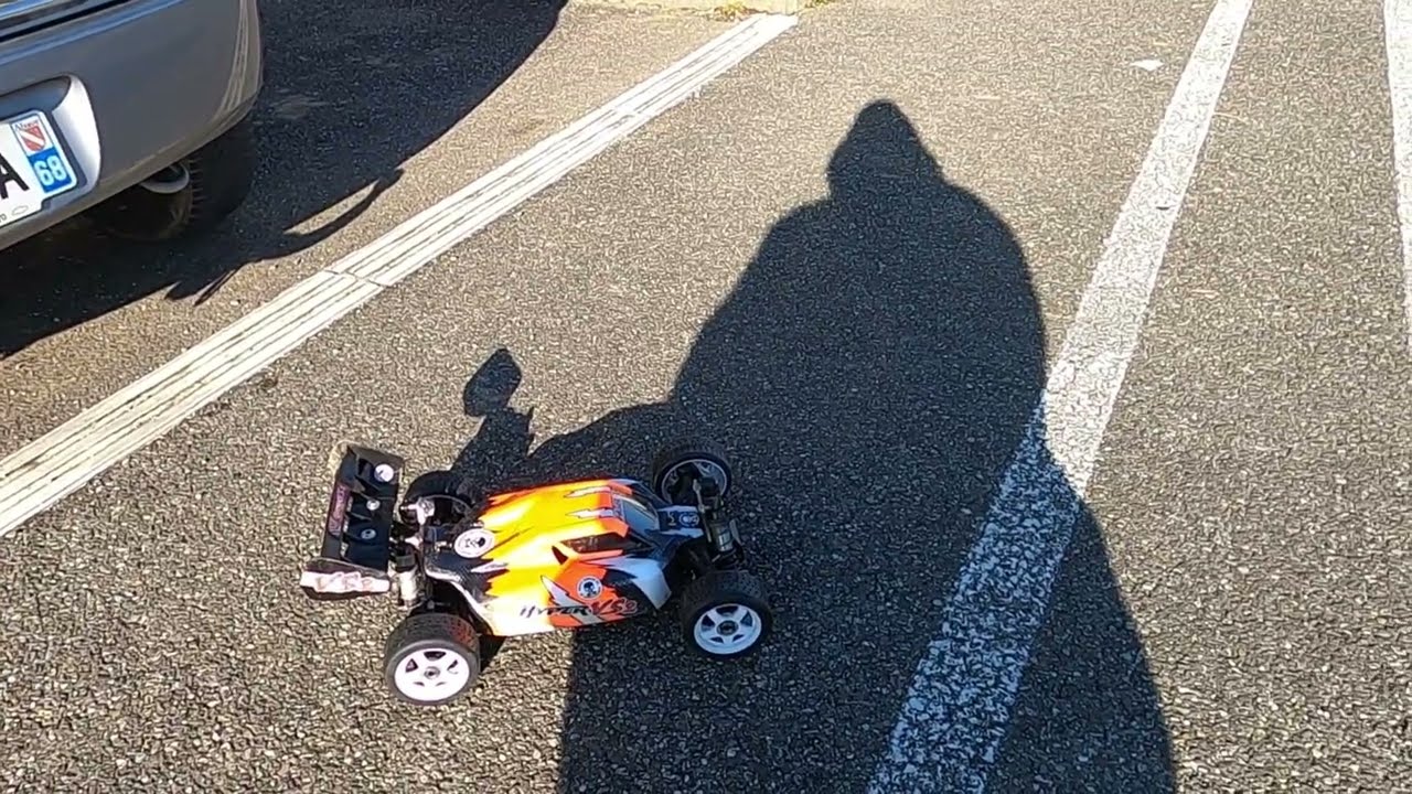 HOBAO HYPER VSe2 TEST ROUES PISTE CHINOISE COPIE ARRMA A 35e LES 4 LIVRE
