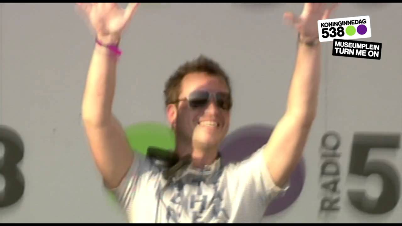 538 Koninginnedag 2011:  Sander van Doorn