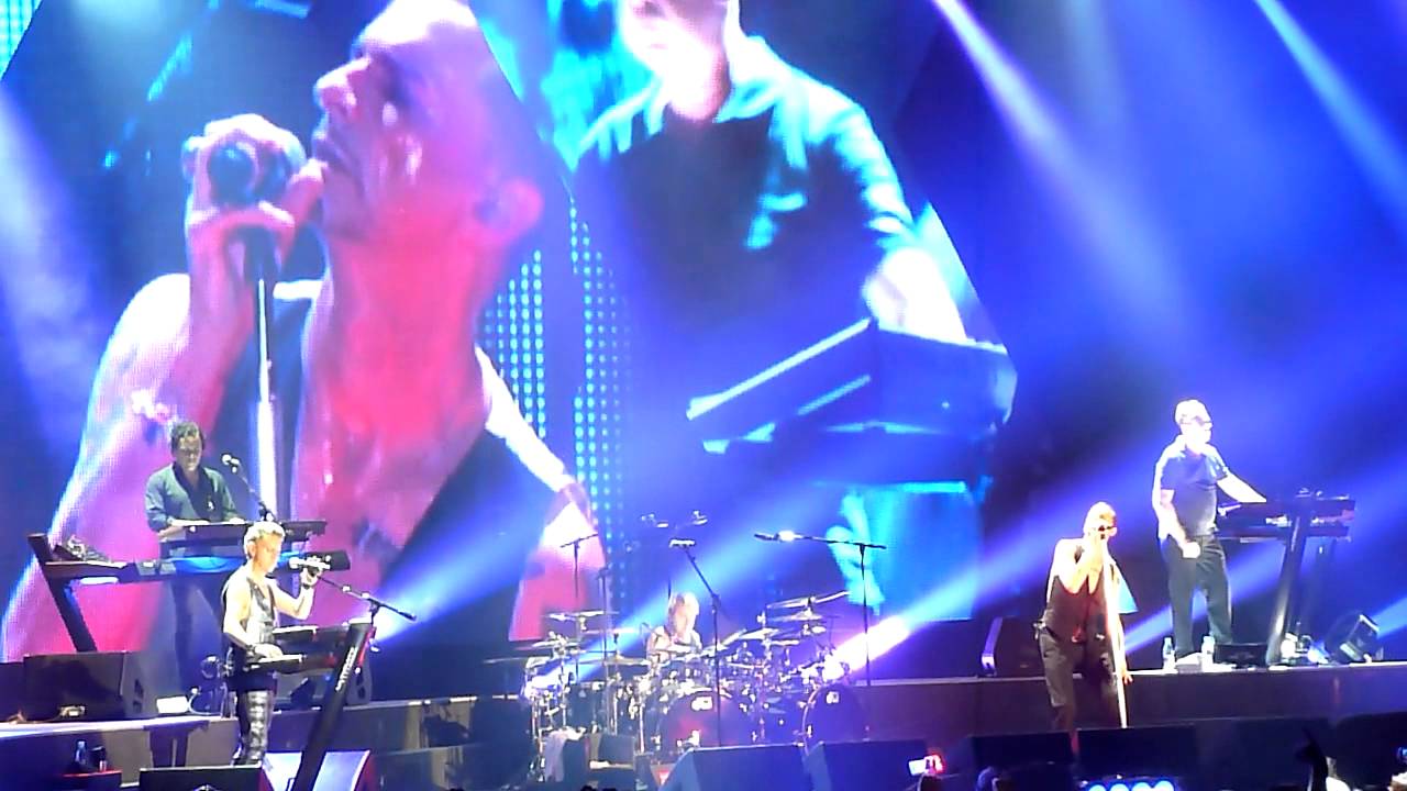Depeche Mode - Policy of Truth (Live); Arena Zagreb 2013