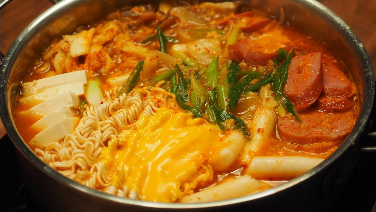 Cách nấu Lẩu Hàn Quốc Budae Jjigae /Lẩu Quân đội rất đơn giản tại nhà, Korean hotpot -Army Base Stew