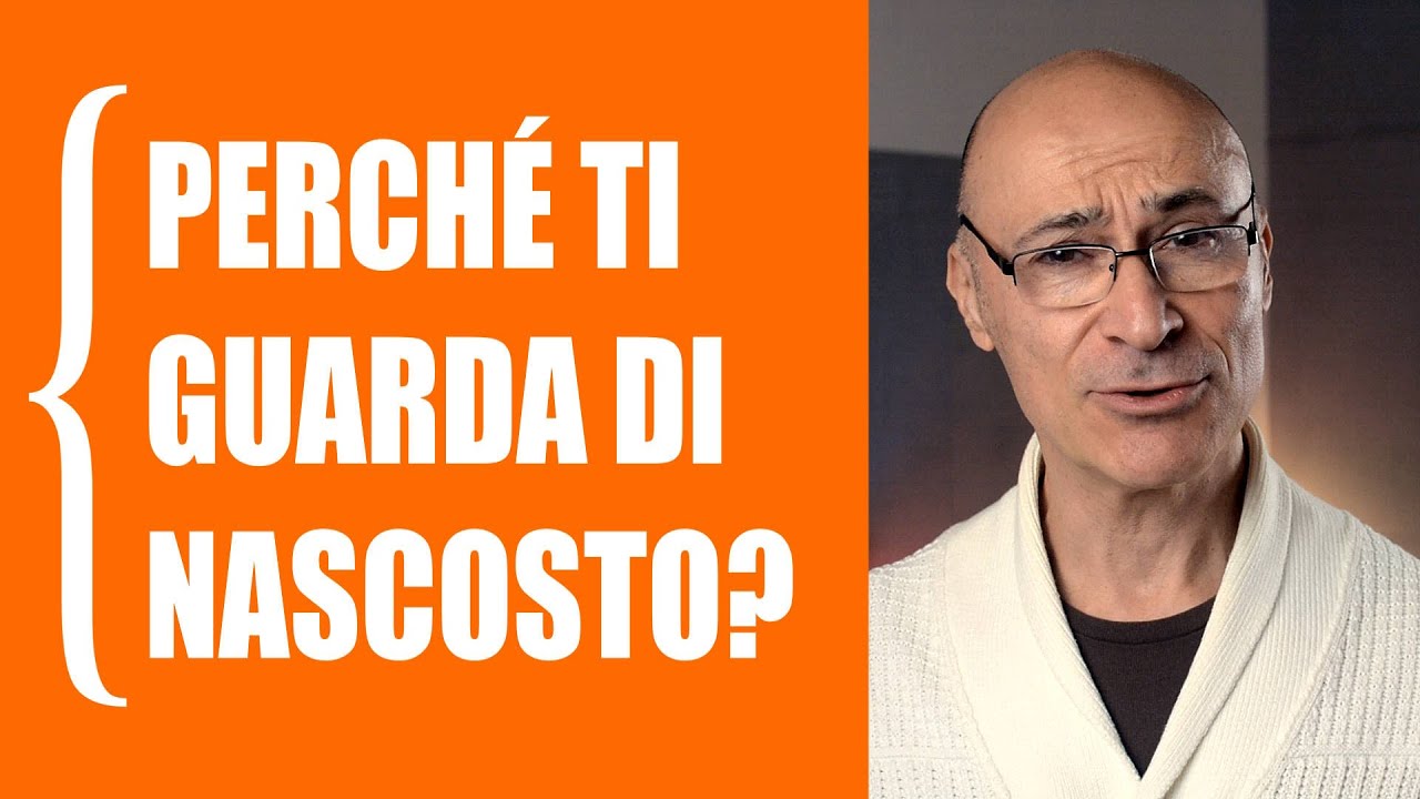 Perché ti guarda di nascosto? Il segreto del fascino silenzioso