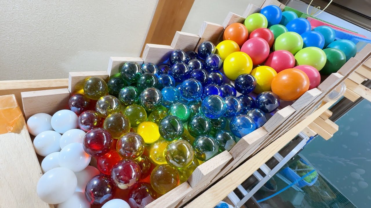 Three fun marble run courses. A staircase course chosen by the creator, with lots of slow motion.