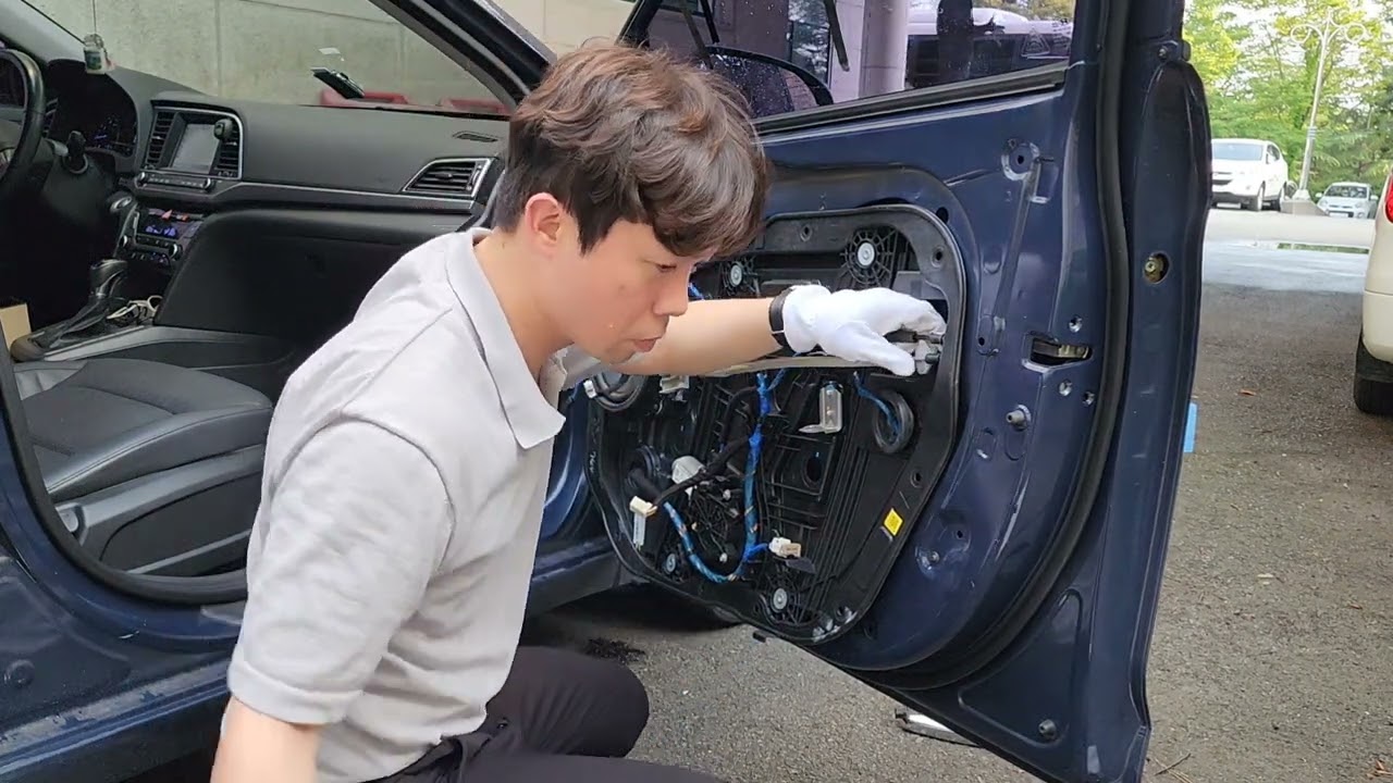 자동차 문 안열림(액츄에이터 고장, 파손없음, 카센터 가서 호구되지 마시고 이렇게 하세요)