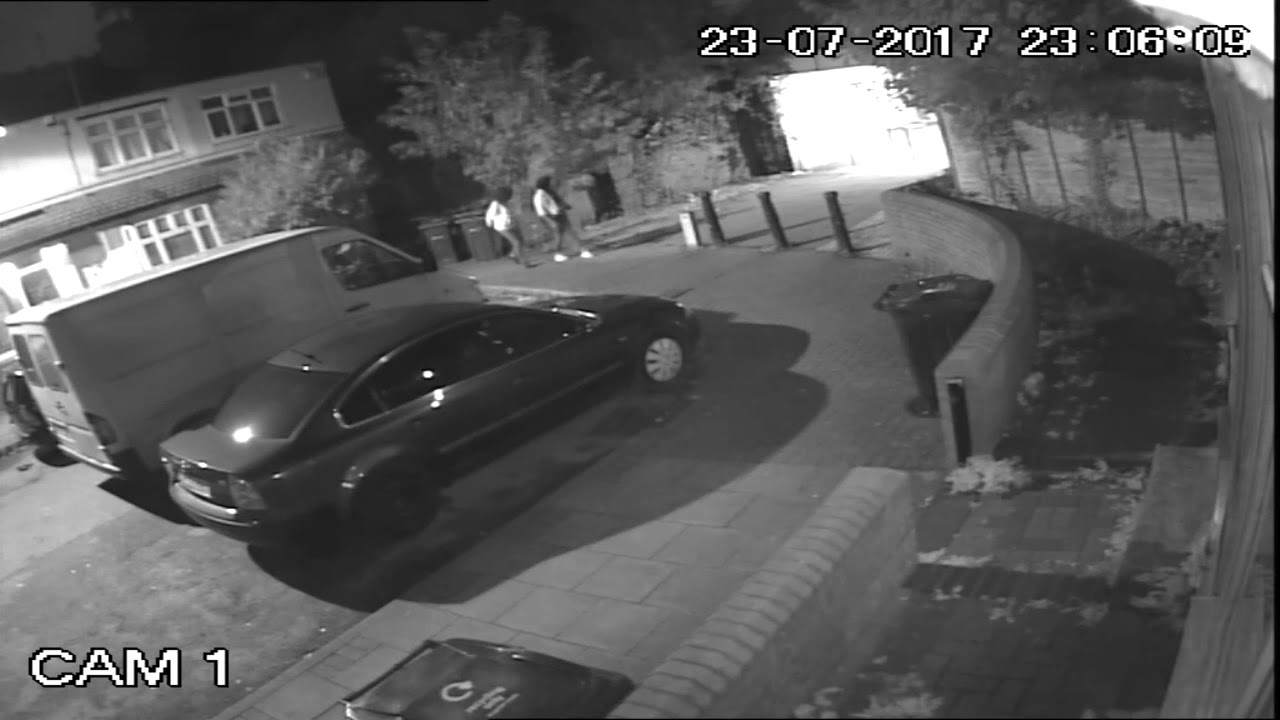 Pissing black wenches Birmingham Handsworth UK