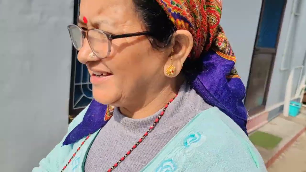 “आज घर में पूरी फैमिली एक साथ है… हँसी-मज़ाक, खूब सारी मस्ती और इतनी रौनक आयी कि बस पूछिए मत!” ✨