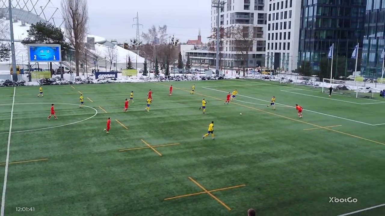 Arka Gdynia : Varsovia Warszawa - połowa 2