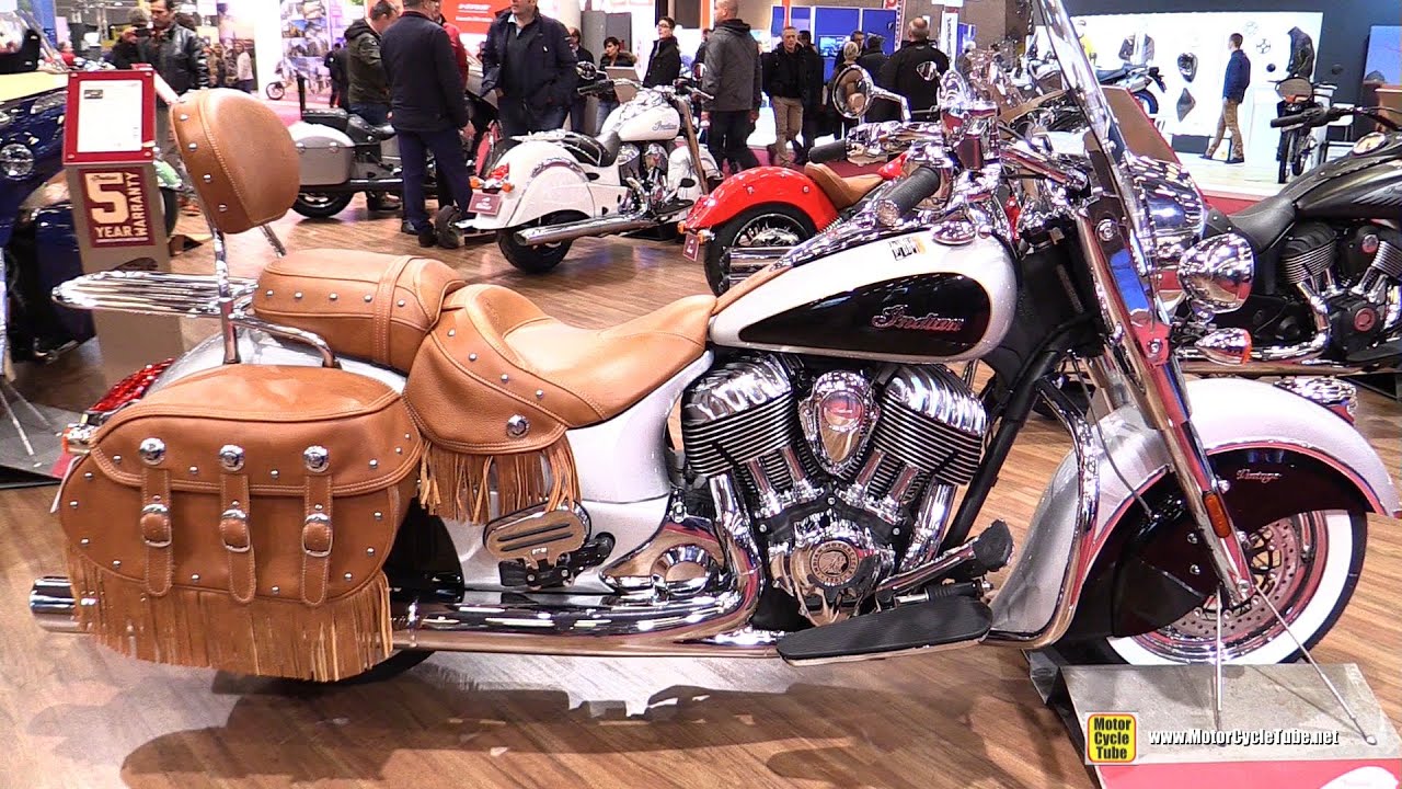 2016 Indian Chief Vintage - Walkaround - 2015 Salon de la Moto Paris