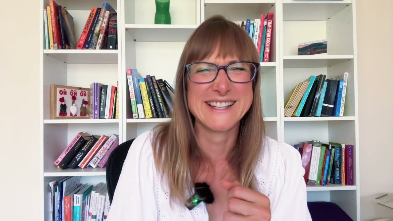 The Best Teas for PCOS, Insulin Resistance, and Fertility 🌿