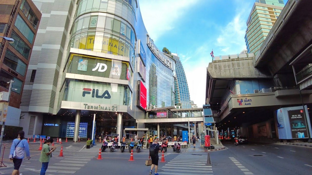Bangkok Walk On Sukhumvit Road - Asok Terminal 21, Nana, Central Embassy