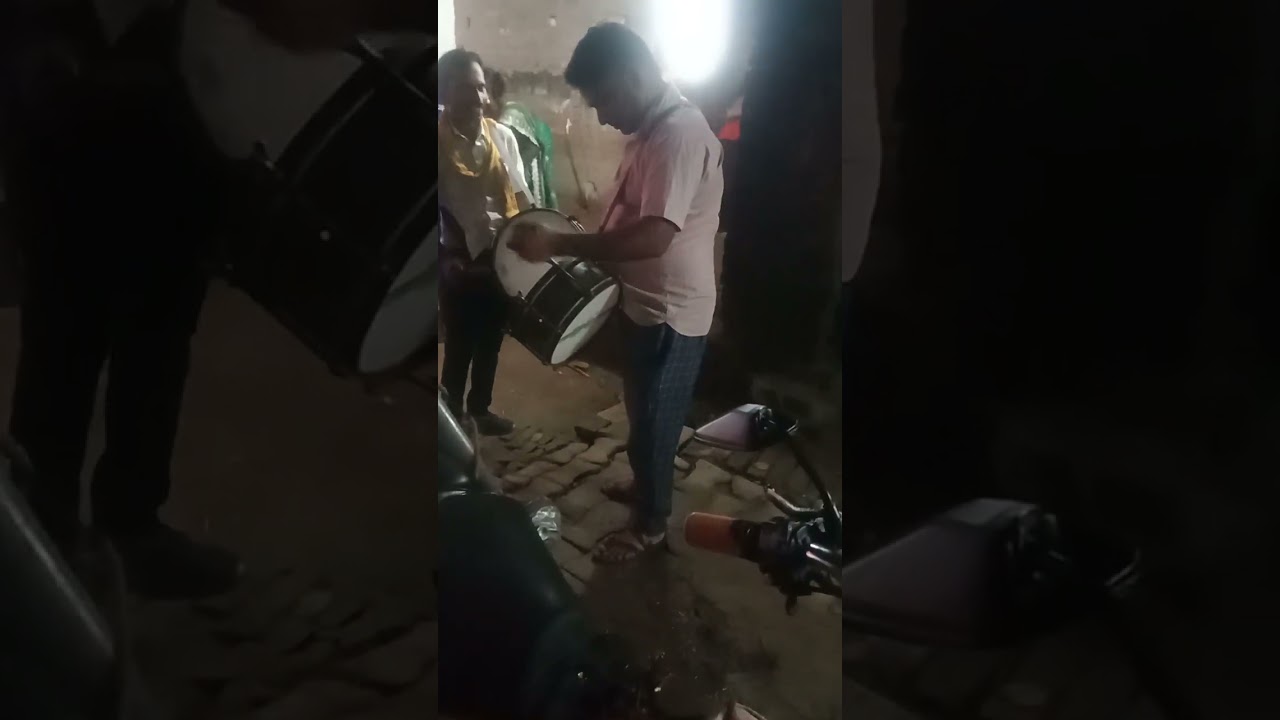 लगन तुमसे लगा बैठे जो होगा देखा जाएगा कौशांबी बैंड 