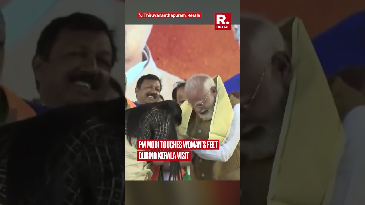 PM Modi Touches Woman&rsquo;s Feet During Kerala Visit