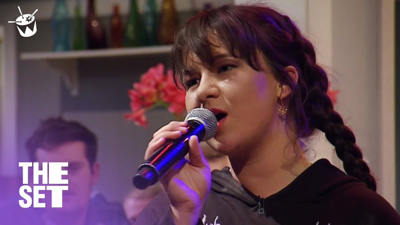Mallrat - 'Groceries' live on The Set