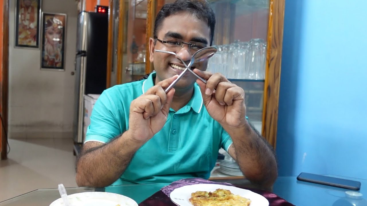 Table Etiquette || চামচ ও কাঁটাচামচ দিয়ে খাওয়ার নিয়ম || Chamoch diye khawar niom