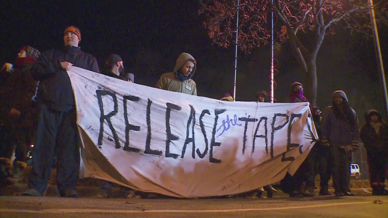 2 Arrested At 4th Precinct During Thursday Night Protests