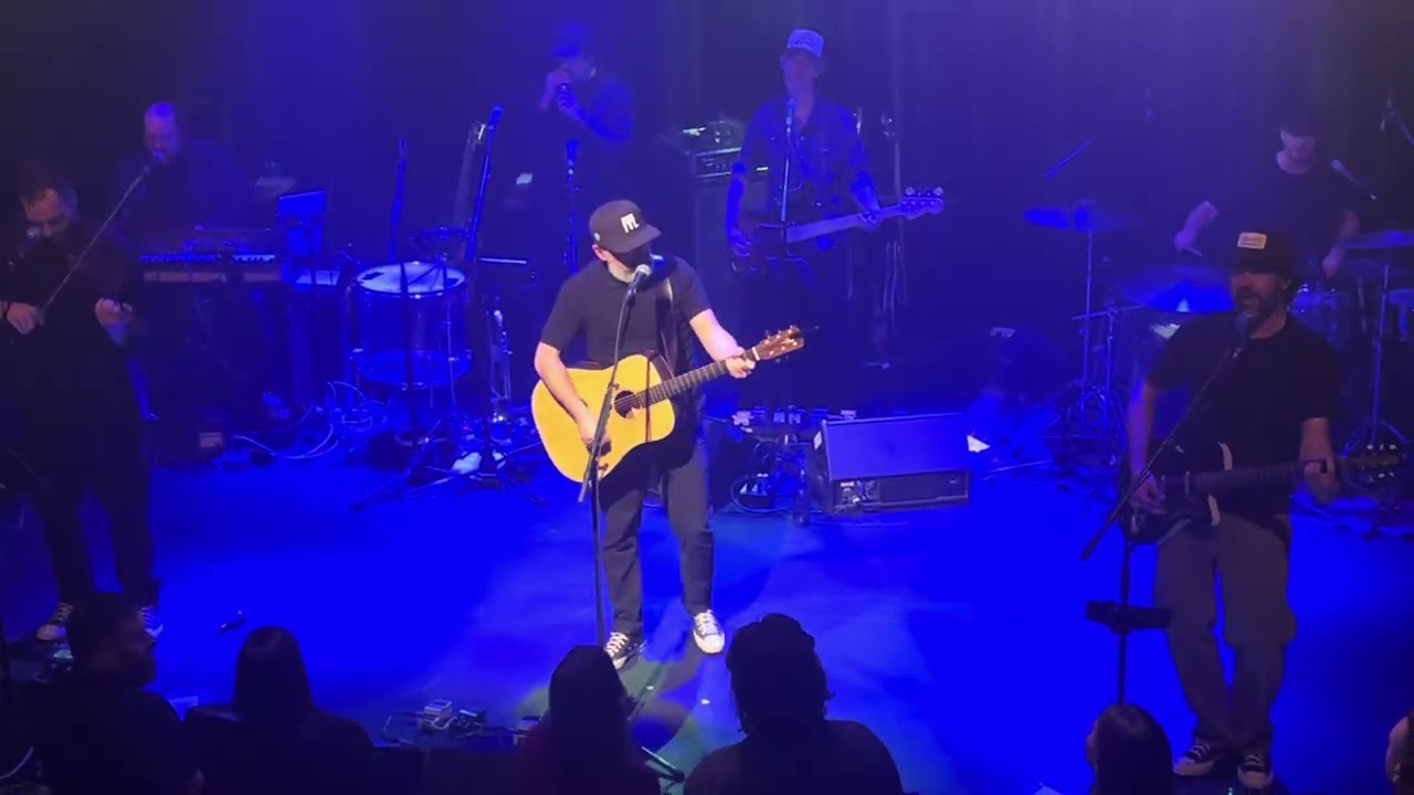Jean François Pauzé - Live au Théâtre Petit Champlain 2025
