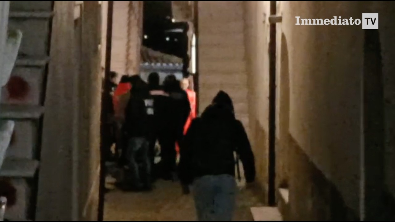 RIGNANO GARGANICO, ORE DI PAURA: SI BARRICA IN CASA E APRE IL GAS, BLOCCATO DOPO ORE DI TRATTATIVA