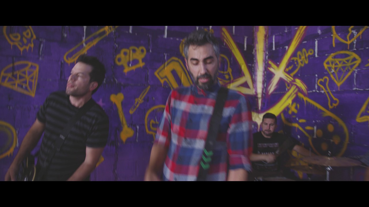 DELUX - Tu Piel (Video Oficial)