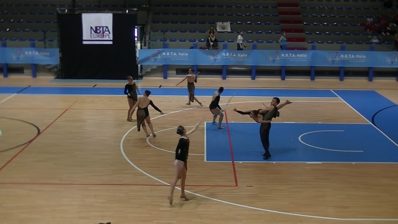EC Twirl 2019 Senior Dance Team Italy