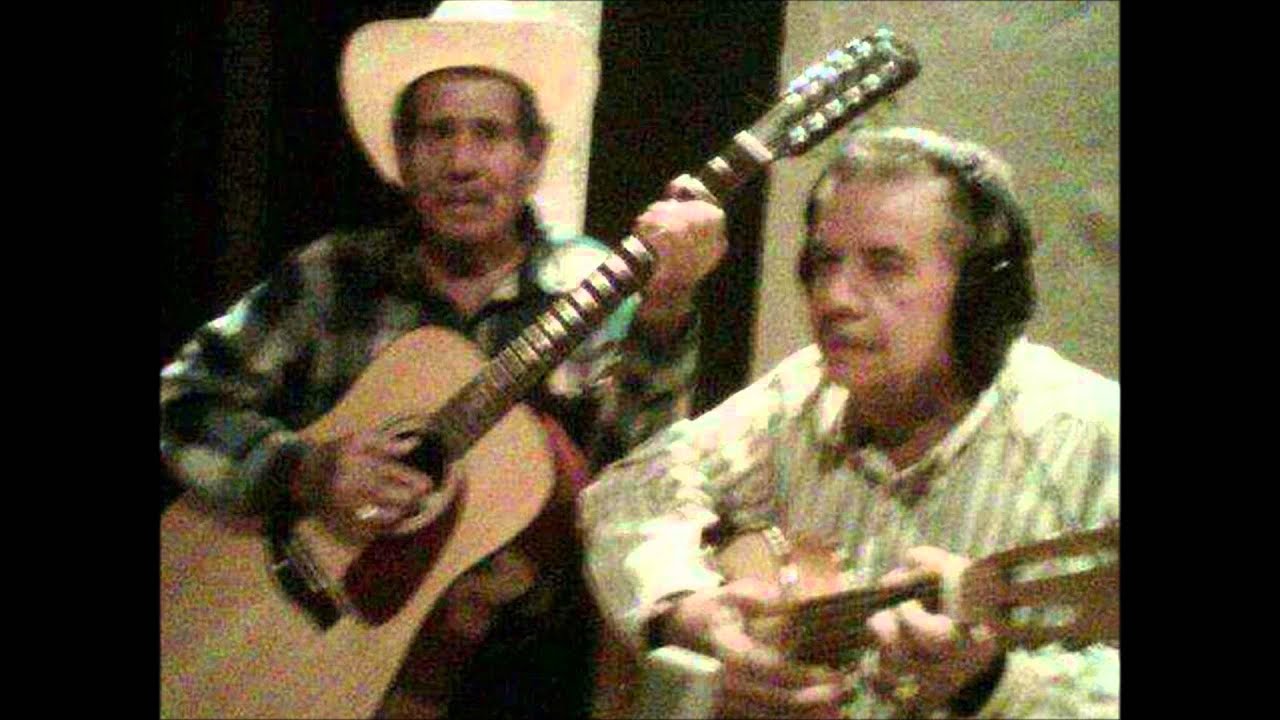 Que bonita paloma azul Los Cervantes de Sinaloa