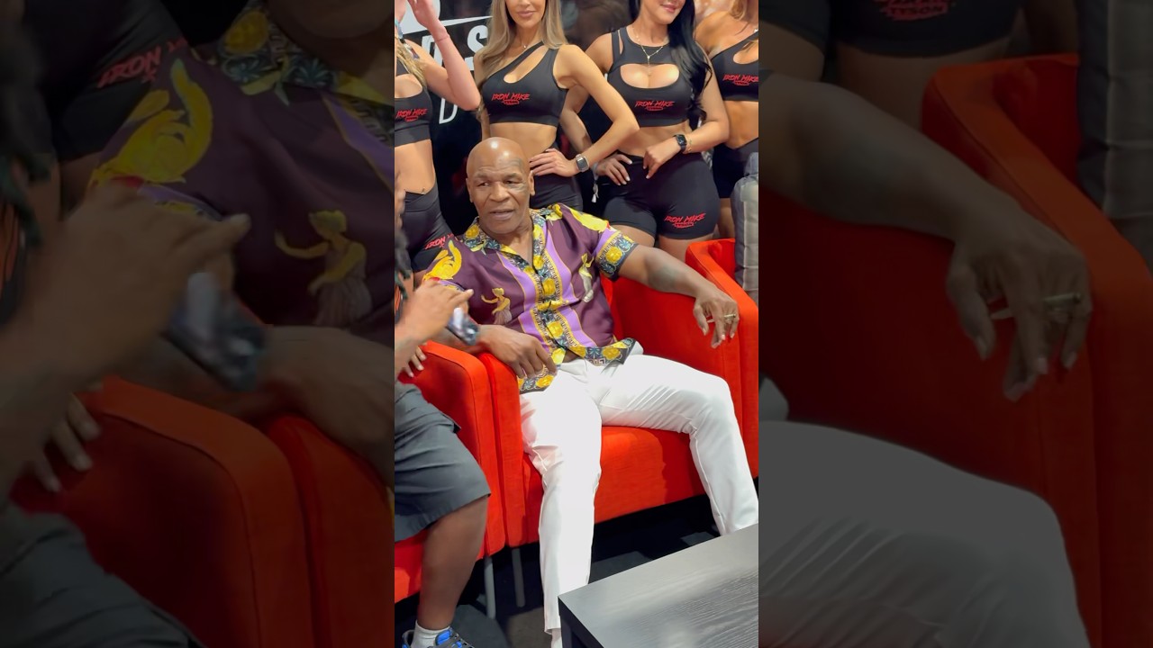 The biggest glassblowing convention in the world Champs trade show in Las Vegas  #champs
