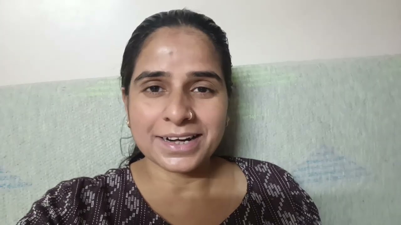 मुंबई में रंग खेल चुका आज गांव में होली है