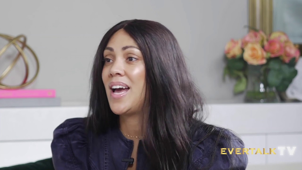 Celebrity Esthetician Shares Anti-aging & Clear Skin Tips - Shani Darden (Defining Moments #29)