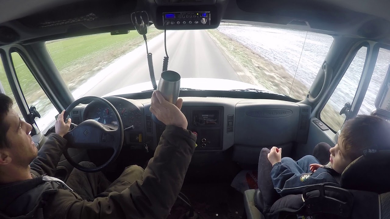 Floating gears in the International truck with the Kiddo