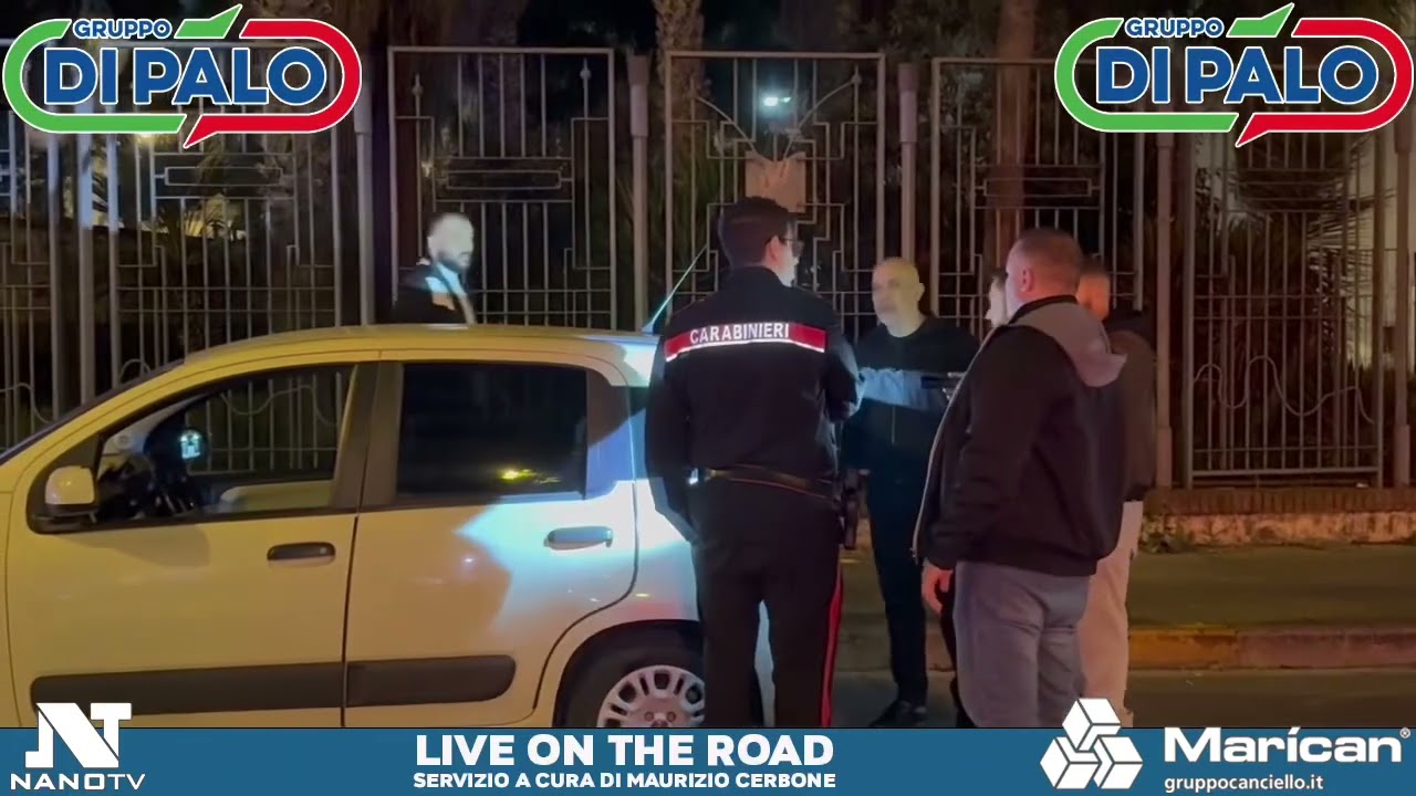 Afragola- Agguato nella notte .4 feriti.Esplosi almeno 14 colpi di pistola da killer a bordo di auto