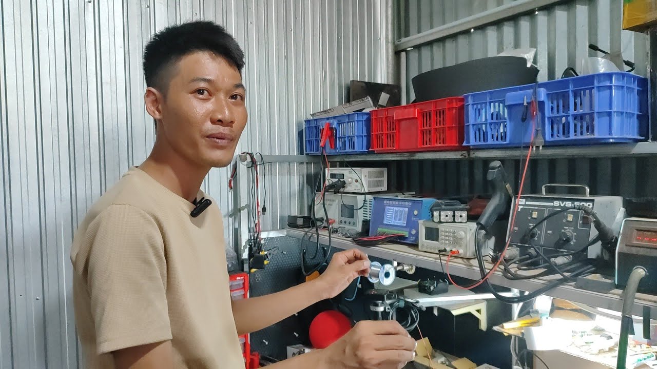 Không ngờ nghề đóng pin cũng kiếm tiền tỷ, máy móc thiết bị rất khủng
