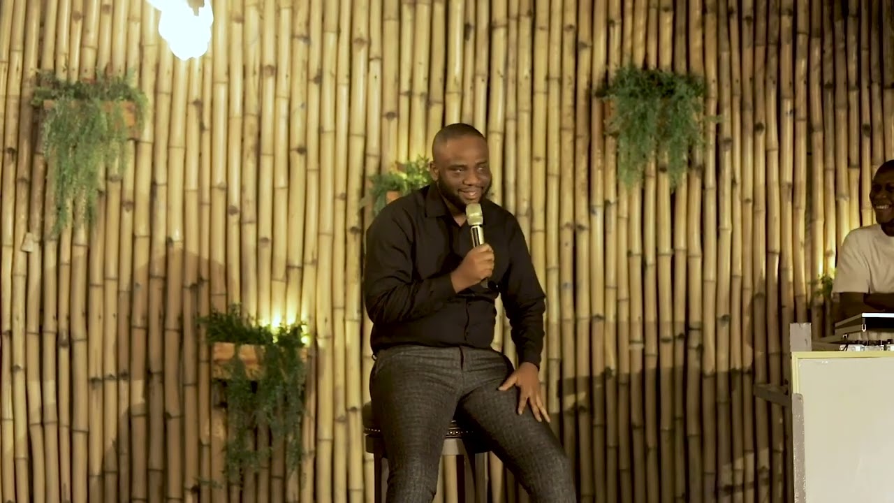 SLK smokes a smoker at JJC comedy Club